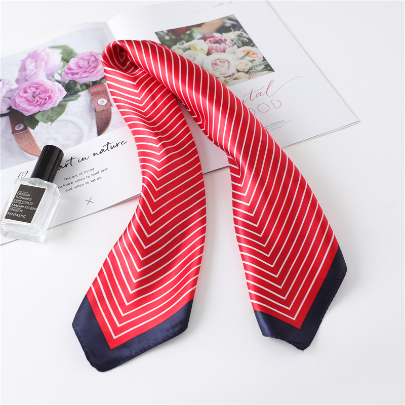 Luxury Stripe Silk Square Scar - đánh giá và giá Silk Tie Striped
