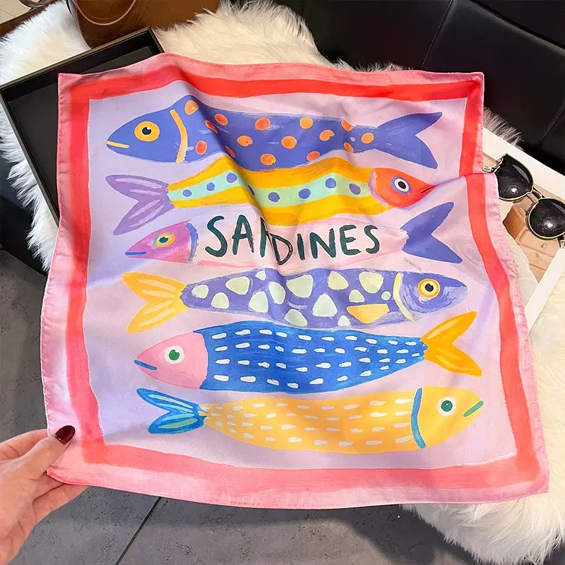 Fashion Fish Pattern Square Si - đánh giá và giá Ascot Neck Scarf