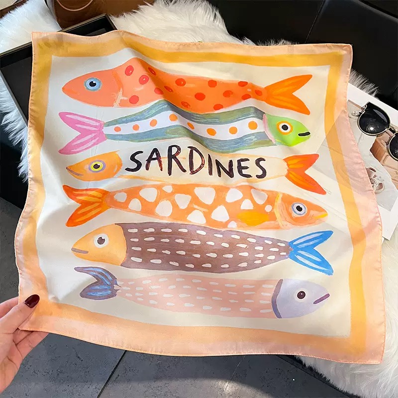 Fashion Fish Pattern Square Si - đánh giá và giá Ascot Neck Scarf