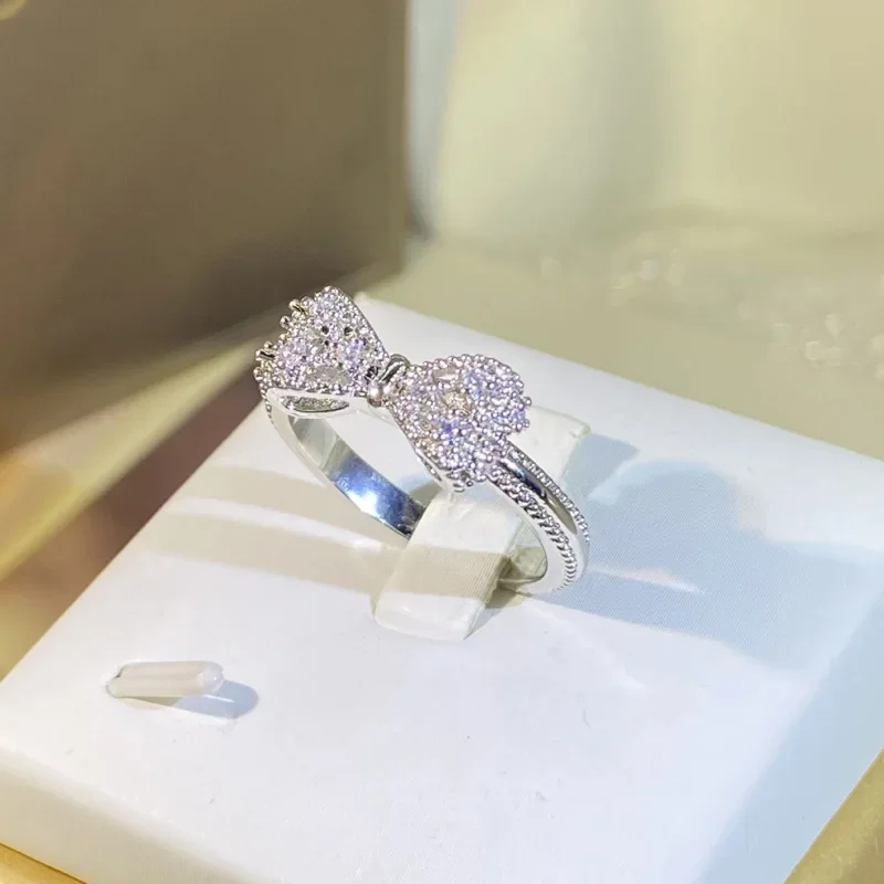 Lạ Mắt Nơ Nhẫn Chói Mắt CZ Màu - đánh giá và giá Tie Clip Silver